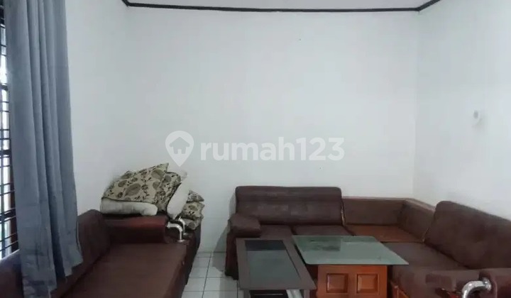Quick &amp; Cheap Sale of Move-In Ready House in Cihanjuang, North Cimahi 2