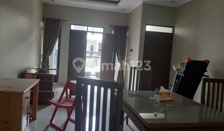 Dalem House One Gate System Complex in Ciawitali North Cimahi 2