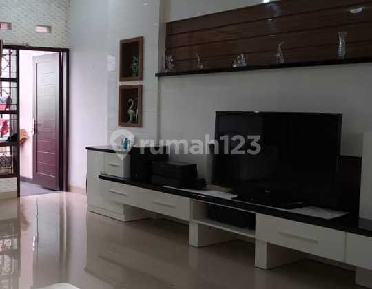 Jual Rumah Minimalis Modern Lokasi Strategis Di Cibabat, Cimahi Utara 1