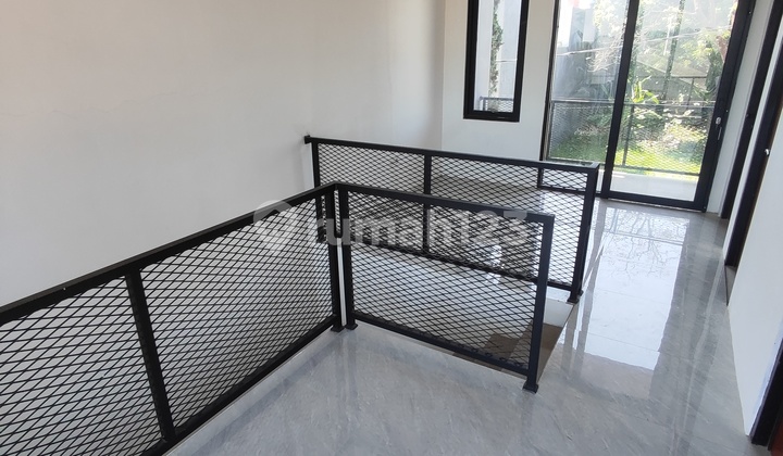 Full Renov Rumah Cantik & Sejuk di Sariwangi, Bandung Barat