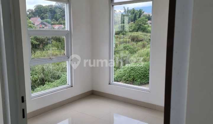 Price Drop Again, Negotiable House Quick Sale in Kamarung, North Cimahi