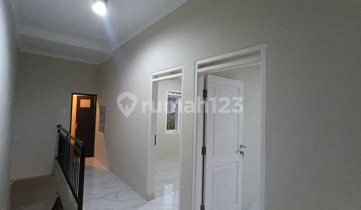 Jual Rumah Baru Siap Huni Lingkungan Sejuk & Bebas Bising di Cimahi Utara