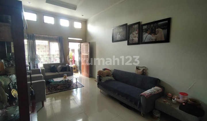 Sell House Quick Negotiation In Cipageran North Cimahi 2