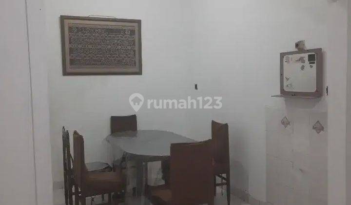 Di Kontrakan Rumah 2 lantai Bandung Kota, Bandung 1