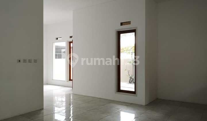 Rumah Baru Renov Jual Harga Dibawah Pasaran Di Cibabat, Cimahi 2