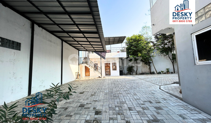 5 Plots of Sturdy Strategic Houses Near KIIC Karawang, Sedana Golf 2