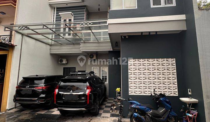 Rumah SHM 2 Lantai Lokasi Strategis di Pesona Diandra Residence, Rawalumbu, Bekasi 1