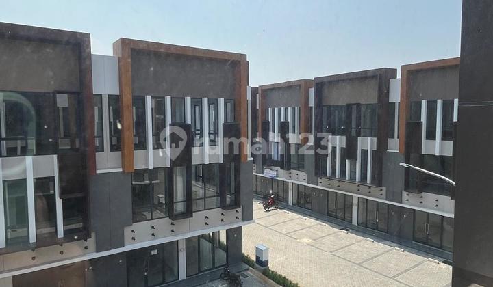 Sewa Ruko Campton 3 Lantai Bsd Serpong Angerang Selatan 1