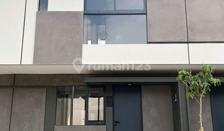 Rent Park Serpong Lippo Karawaci 3 Bedrooms Tangerang Rent Park Serpong Lippo Karawaci 3 Bedrooms Tangerang