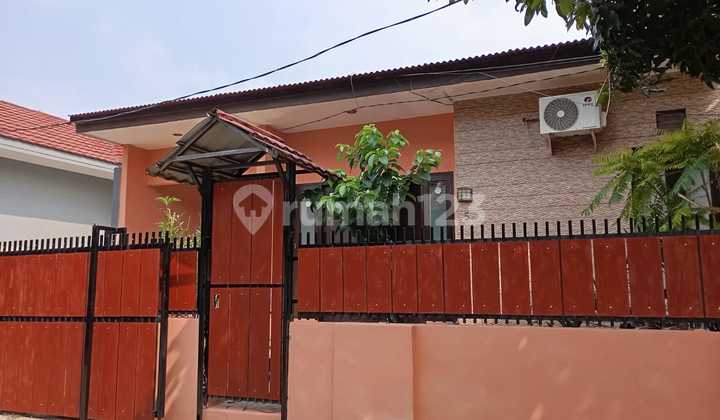 Selling at a Loss: Pondok Aren House in Bintaro, Taman Mangu Indah 2