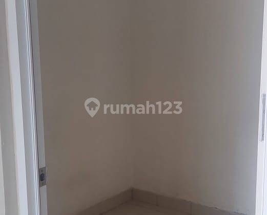 Sewa Rumah Cluster West Europe Greenlake City Tangerang Cipondoh 2