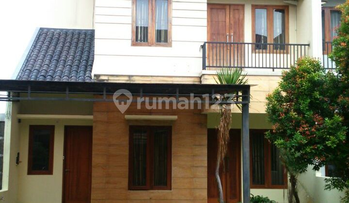 Sewa Rumah 2 Lantai Pejaten Village Jakarta Selatan Sewa Rumah 2 Lantai Pejaten Village Jakarta Selatan