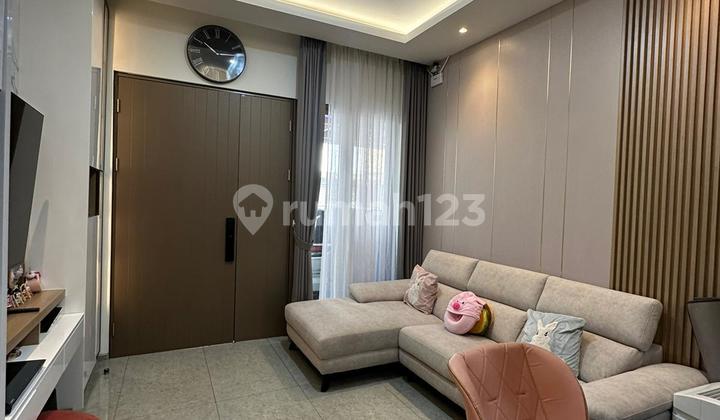 Jual Rumah Puri 11 Heritage 4 Kamar Tidur Furnished Karang Tengah Jual Rumah Puri 11 Heritage 4 Kamar Tidur Furnished Karang Tengah