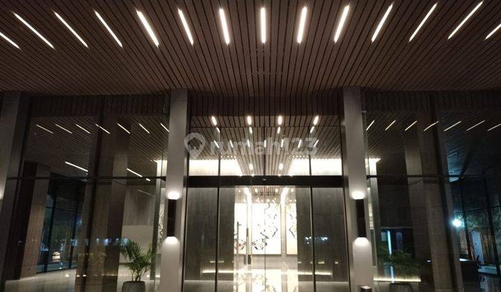 Gedung Plaza Paramita 8 Lantai kawasan bisnis jakarta pusat 2