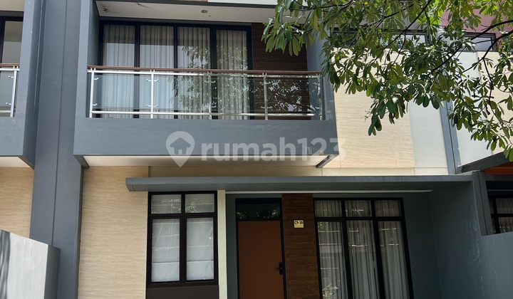 Rumah Mewah Siap Huni Full Furnish Di Royal Spring 1