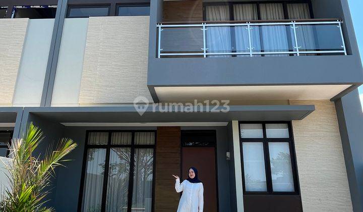 Rumah Mewah Terbesar Type 116/160 Di Jalan Utama Perumahan Royal Spring 1