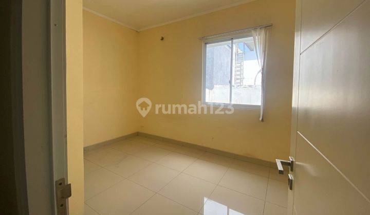 Disewakan Rumah 2 lantai  Furnished di Summarecon Bekasi, Bekasi. 2