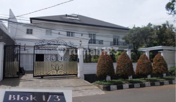 Rumah Mewah 2 Lantai di Tomang City Garden Luas Tanah 632 M2
