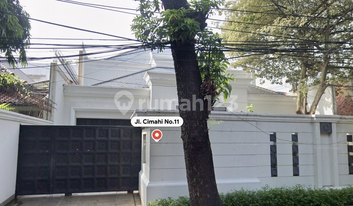 Rumah. Mewah Modern di Menteng Jakarta Pusat Luas 754M2