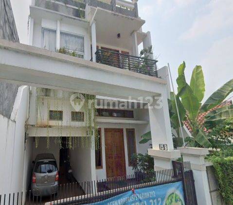 Aset Lelang - Rumah Bagus 3 lantai daerah KPBD dengan luas tanah 216 m2 1