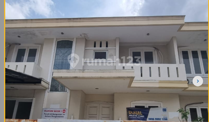 2-Story House in Strategic Location at Cipete, Land Area 249 M2 2