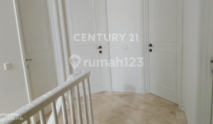 Rumah Mewah 2 Lantai Lippo Karawaci Sentral Tangerang 2