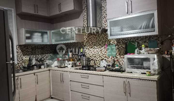 Beautiful Serene Comfortable Ready-to-Occupy House for Sale in Tangerang 2