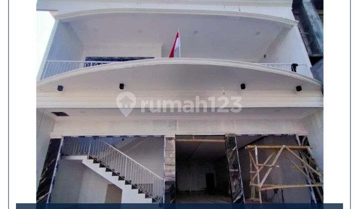 Very Strategic Location Business Place/Shop House in Gunung Sahari Very Strategic Location Business Place/Shop House in Gunung Sahari