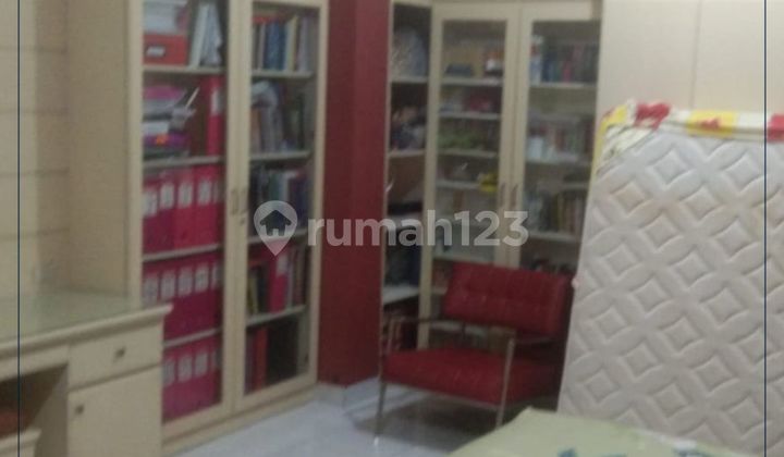 Dijual Cepat Rumah Tinggal Strategis Pinggir Jalan TamanSari Jakarta Barat 2