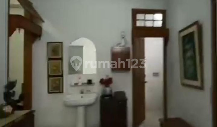 Beautiful Well-Maintained House Ready to Occupy Gunung Batu Bandung 2