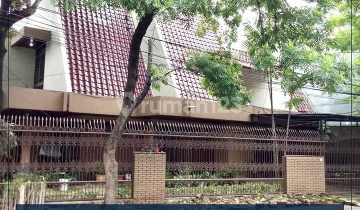 Rumah Siap Huni Posisi Hoek Pejompongan Jakarta Pusat Rumah Siap Huni Posisi Hoek Pejompongan Jakarta Pusat