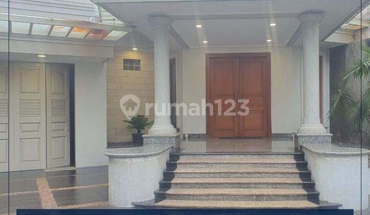 Rumah Mewah & Luas Cocok Untuk Cafe/Workshop,Dll  Kemanggisan 