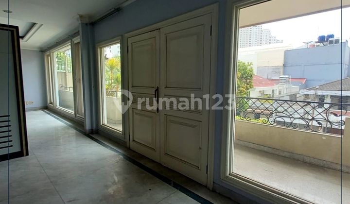 Rumah Mewah Lokasi Sangat Strategis Harga dibawah NJOP Puri Marina Ancol Jakarta Utara