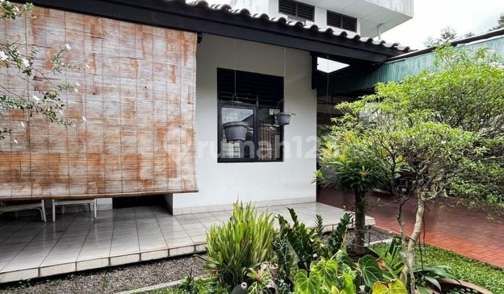 Dijual Rumah Luas dan Nyaman bisa untuk Usaha Kemanggisan Jakarta Barat 2