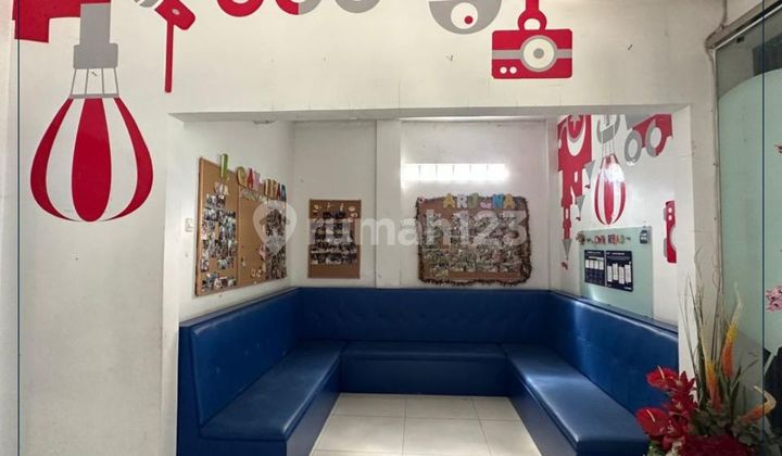 Strategic House, Former Tutoring Place, Suitable for Business, Pajajaran, Bandung. 2