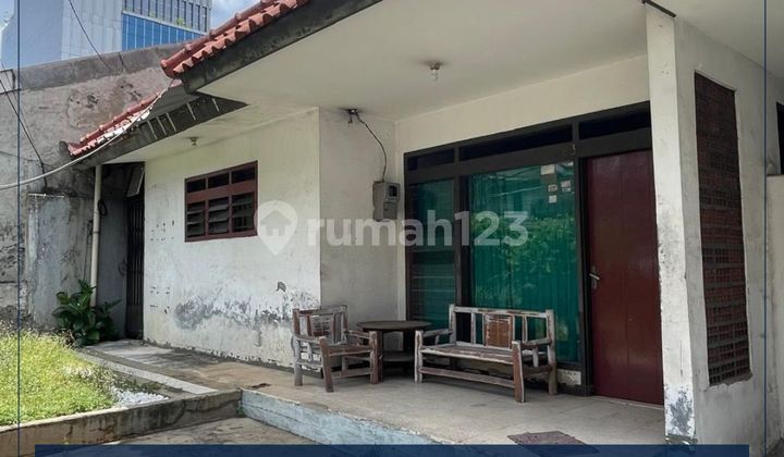 Rumah Hitung Tanah Lokasi Strategis Tomang Jakarta Barat