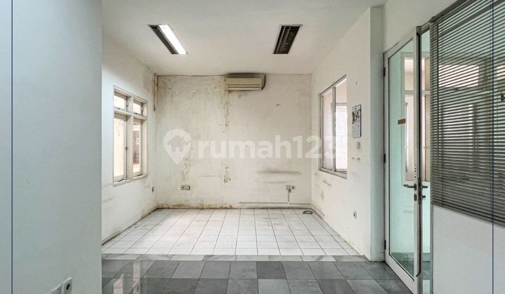 Disewakan Rumah Klasik bisa untuk Usaha Kebayoran Baru Jakarta Selatan 2