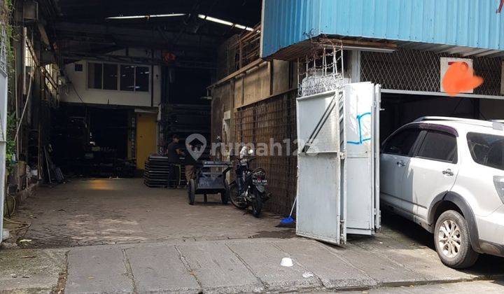 Rmh Toko Dijalan Raya Pusat Kot 2