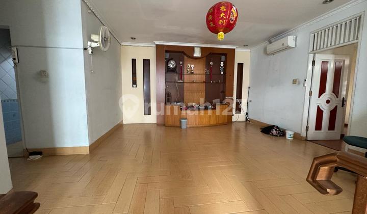 Jual atau Sewa Rumah Siap Huni 2½ Lantai 13X18 Hook Hdp Timur dan Selatan di Sunter, Jakut Jual atau Sewa Rumah Siap Huni 2½ Lantai 13X18 Hook Hdp Timur dan Selatan di Sunter, Jakut