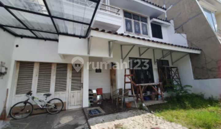 Rumah 2 Lantai di Griya Inti Sentosa - Pembelian Via Lelang (Pasti Dapat!)