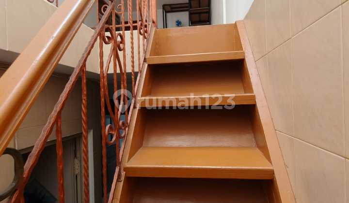 Sewa Rumah Siap Huni 1½ Lantai 6x17 Baru Renovasi Hadap Timur di Kelapa Gading, Jakut 2