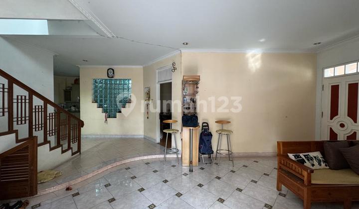 Jual atau Sewa Rumah Siap Huni 2½ Lantai 13X18 Hook Hdp Timur dan Selatan di Sunter, Jakut 2