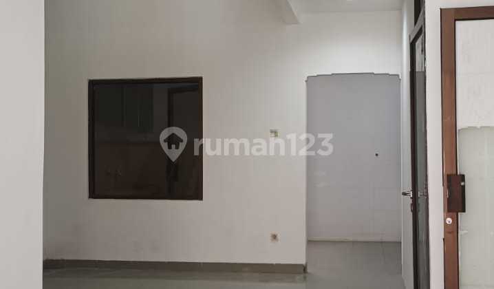 Sewa Rumah Murah 2 Lantai 8x15 Siap Huni Strategis Hadap Selatan di Sunter, Jakarta Utara 2