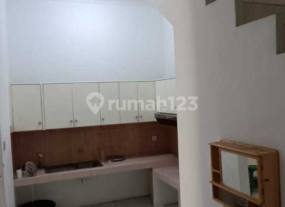 Sewa Rumah Murah Siap Huni 2½ Lantai 6x15 Hadap Selatan di Sunter, Jakarta Utara 2