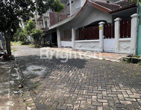 Rumah di BCT 9 menit ke Unmer Malang 1