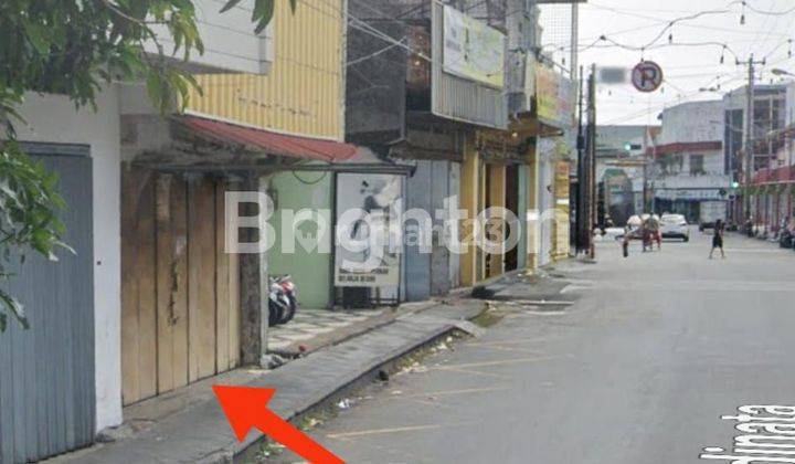 RUKO 2 LANTAI AREA PASAR GEDE SOLO 1