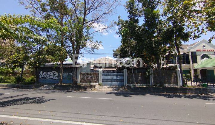 RUMAH BONUS KOS TENGAH KOTA SOLO (2 SISI)  1