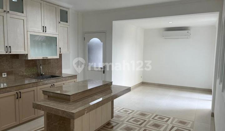 For Rent Luxury House in Elite Area of Menteng, Central Jakarta 2