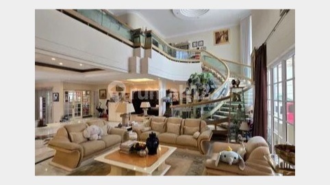 Dijual Rumah Mewah Kawasan Elit di Setiabudi Jakarta Selatan