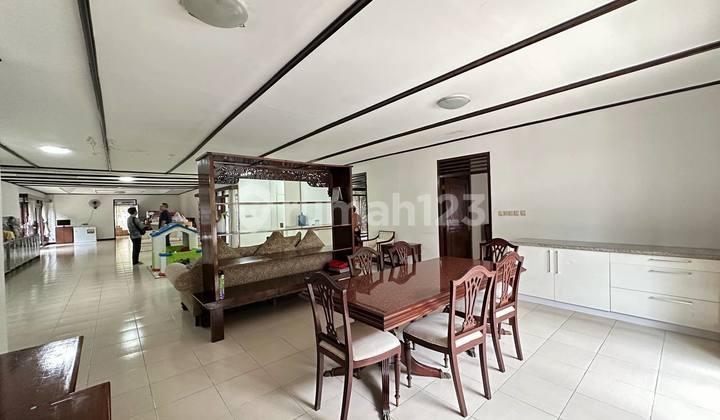 Dream Home for Sale in Menteng, Central Jakarta – Prime & Comfortable Location